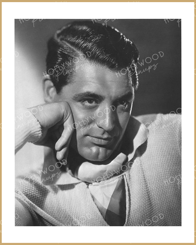 CaryGrantPensivePose1938_bw_10