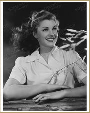 Esther Williams Windswept Beauty 1944 | Hollywood Pinups Color Prints