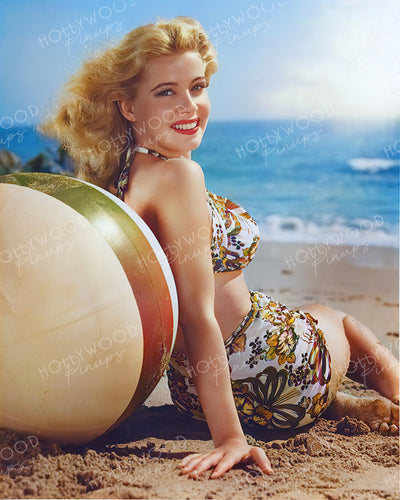 Gloria DeHaven Beach Belle 1945 | Hollywood Pinups Color Prints