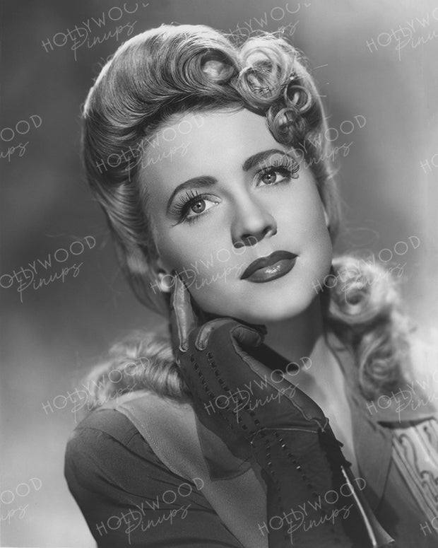 Anne Jeffreys Pensive Glamour 1946 | Hollywood Pinups Color Prints