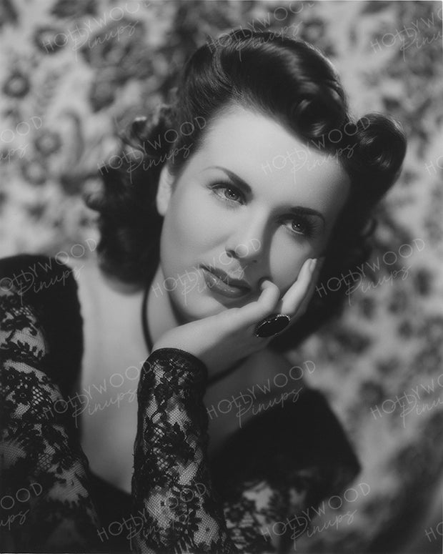 Deanna Durbin Dreamy Lace 1943 | Hollywood Pinups Color Prints