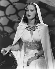 Dorothy Lamour Mystic Glamour 1942 | Hollywood Pinups Color Prints