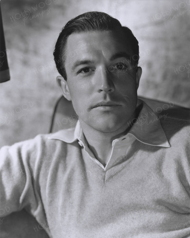 Gene Kelly Handsome Portrait 1946 | Hollywood Pinups | Film Star Colour and B&W Prints