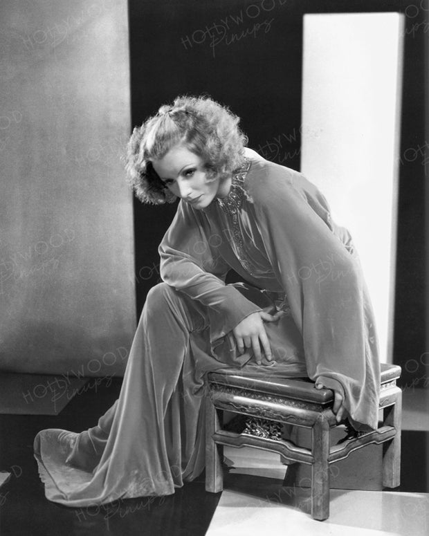 Greta Garbo Emerald Velvet 1931 | Hollywood Pinups | Film Star Colour and B&W Prints