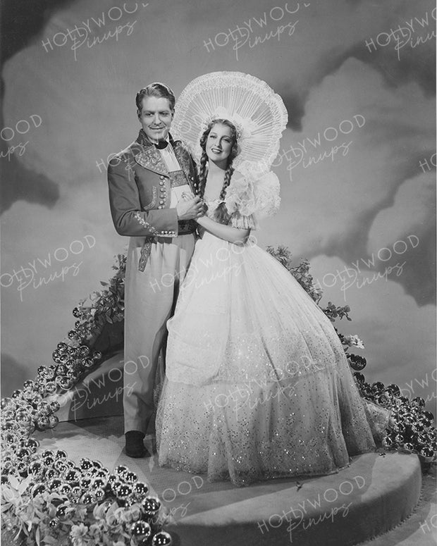 Nelson Eddy & Jeanette MacDonald in SWEETHEARTS 1938 | Hollywood Pinups Color Prints
