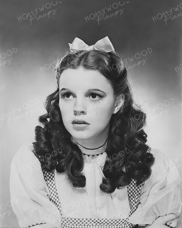 Judy Garland in THE WIZARD OF OZ 1939 by Clarence Bull | Hollywood Pinups Color Prints