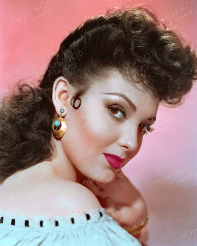 Linda Darnell Foxy Brunette 1946 | Hollywood Pinups | Film Star Colour and B&W Prints