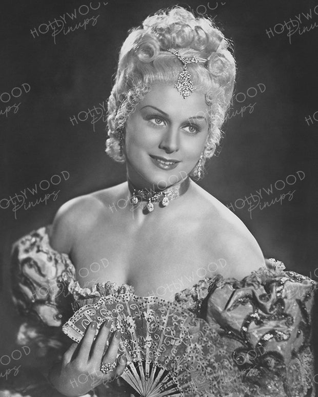 Marika Rökk in TANZ MIT DEM KAISER 1941 | Hollywood Pinups Color Prints