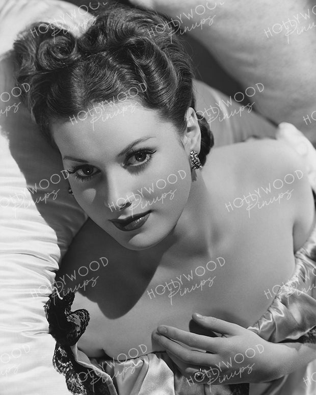 Maureen O’Hara by ERNEST BACHRACH 1940 | Hollywood Pinups Color Prints