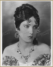 Pauline Starke in THE DEVIL’S CARGO (1925) | Hollywood Pinups Color Prints