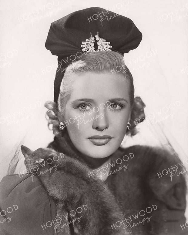 Priscilla Lane Felt Chapeau 1940 | Hollywood Pinups Color Prints
