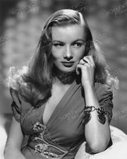 Veronica Lake Blonde Glamour by EUGENE RICHEE 1942 | Hollywood Pinups Color Prints