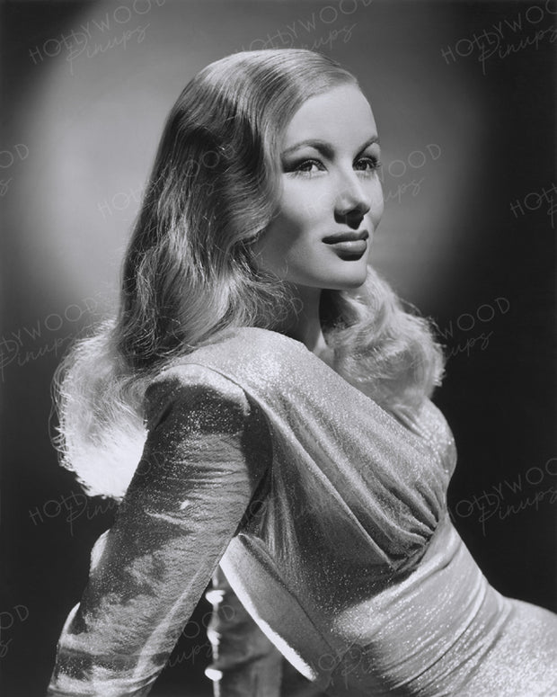 Veronica Lake Femme Fatale 1941 | Hollywood Pinups | Film Star Colour and B&W Prints