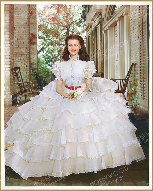 Vivien Leigh in GONE WITH THE WIND 1939 Hoop Dress Vivien Leigh in GONE WITH THE WIND 1939 Hoop Dress