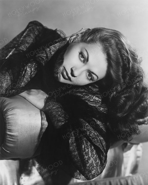 Yvonne De Carlo Lustrous Locks 1949 | Hollywood Pinups | Film Star Colour and B&W Prints