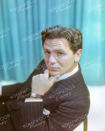John Garfield Stylish Suit 1939 | Hollywood Pinups Color Prints