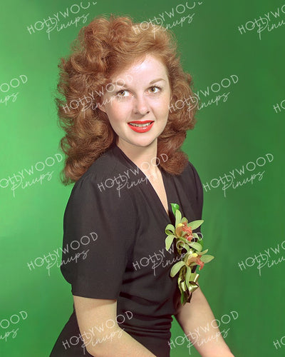 Susan Hayward Emerald Beauty 1943 | Hollywood Pinups Color Prints