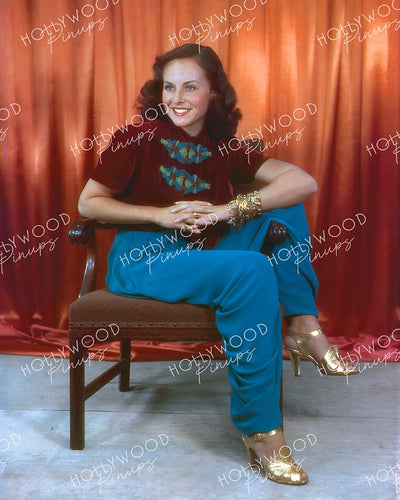 Paulette Goddard Golden Heels 1936 - NEW ! | Hollywood Pinups | Film Star Colour and B&W Prints
