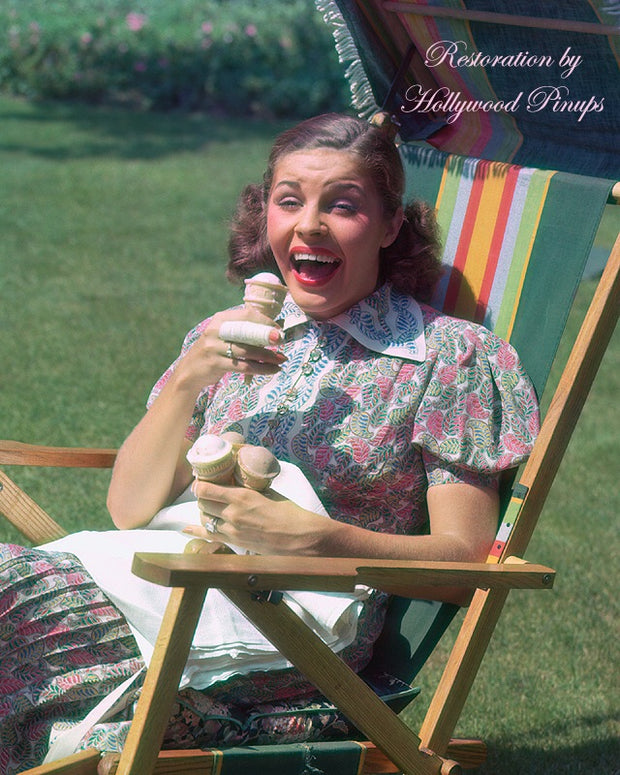 Martha Raye Ice Cream Cones 1937 | Hollywood Pinups | Film Star Colour and B&W Prints