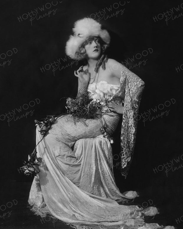Marion Davies by ALFRED CHENEY JOHNSTON 1920 | Hollywood Pinups Color Prints