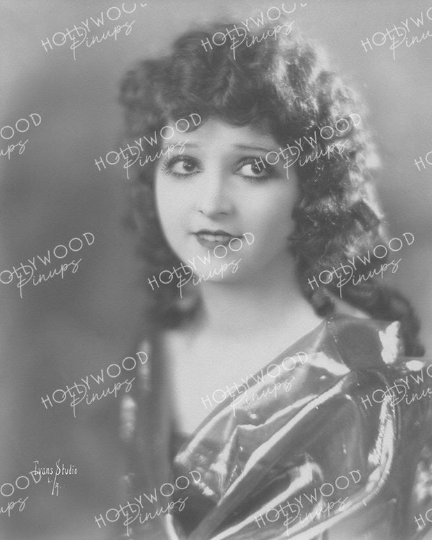 Madge Bellamy Cupid Doll 1923 by EVANS | Hollywood Pinups Color Prints