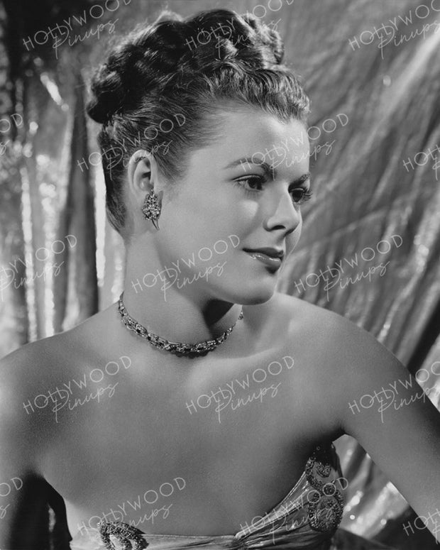Barbara Hale in LADY LUCK 1946 - NEW ! | Hollywood Pinups | Film Star Colour and B&W Prints