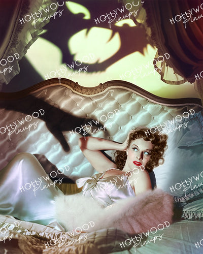 Paulette Goddard THE CAT AND THE CANARY 1939 | Hollywood Pinups Color Prints