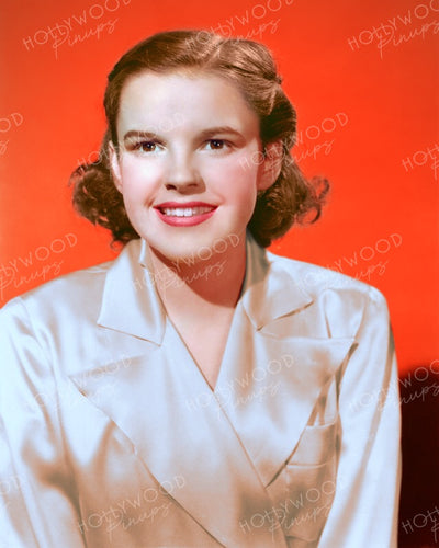 Judy Garland Satin Sheen 1937 | Hollywood Pinups | Film Star Colour and B&W Prints
