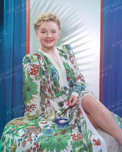 Virginia Dale by JAMES DOOLITTLE 1942 | Hollywood Pinups | Film Star Colour and B&W Prints