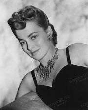 Olivia de Havilland Star Necklace 1941 | Hollywood Pinups | Film Star Colour and B&W Prints