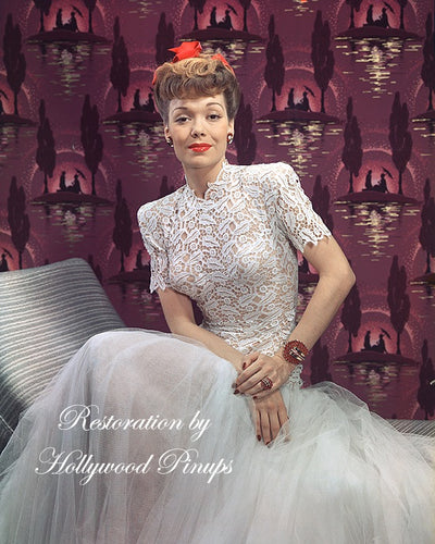 Jane Wyman White Lace 1943 | Hollywood Pinups | Film Star Colour and B&W Prints