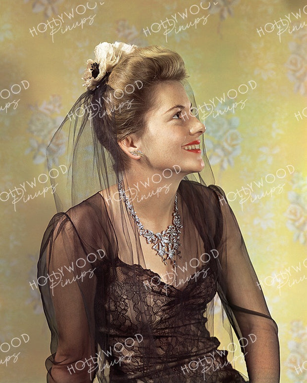 Joan Fontaine by JAMES DOOLITTLE 1941 | Hollywood Pinups Color Prints