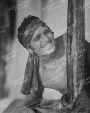 Douglas Fairbanks in THE THIEF OF BAGDAD 1924 | Hollywood Pinups Color Prints