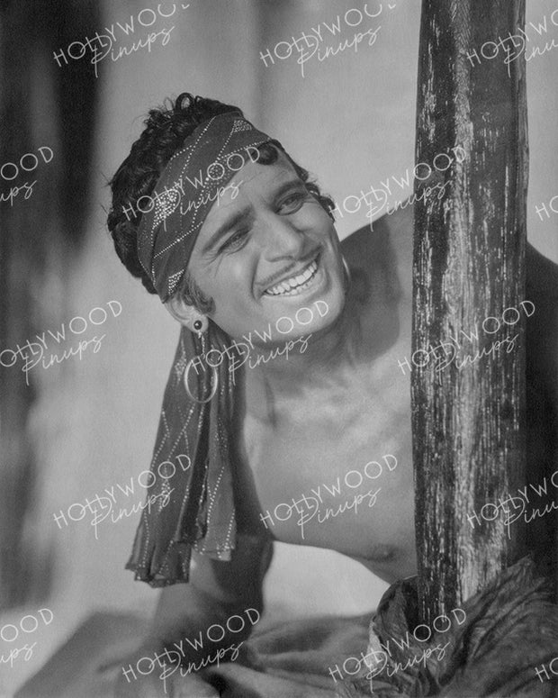 Douglas Fairbanks in THE THIEF OF BAGDAD 1924 | Hollywood Pinups Color Prints